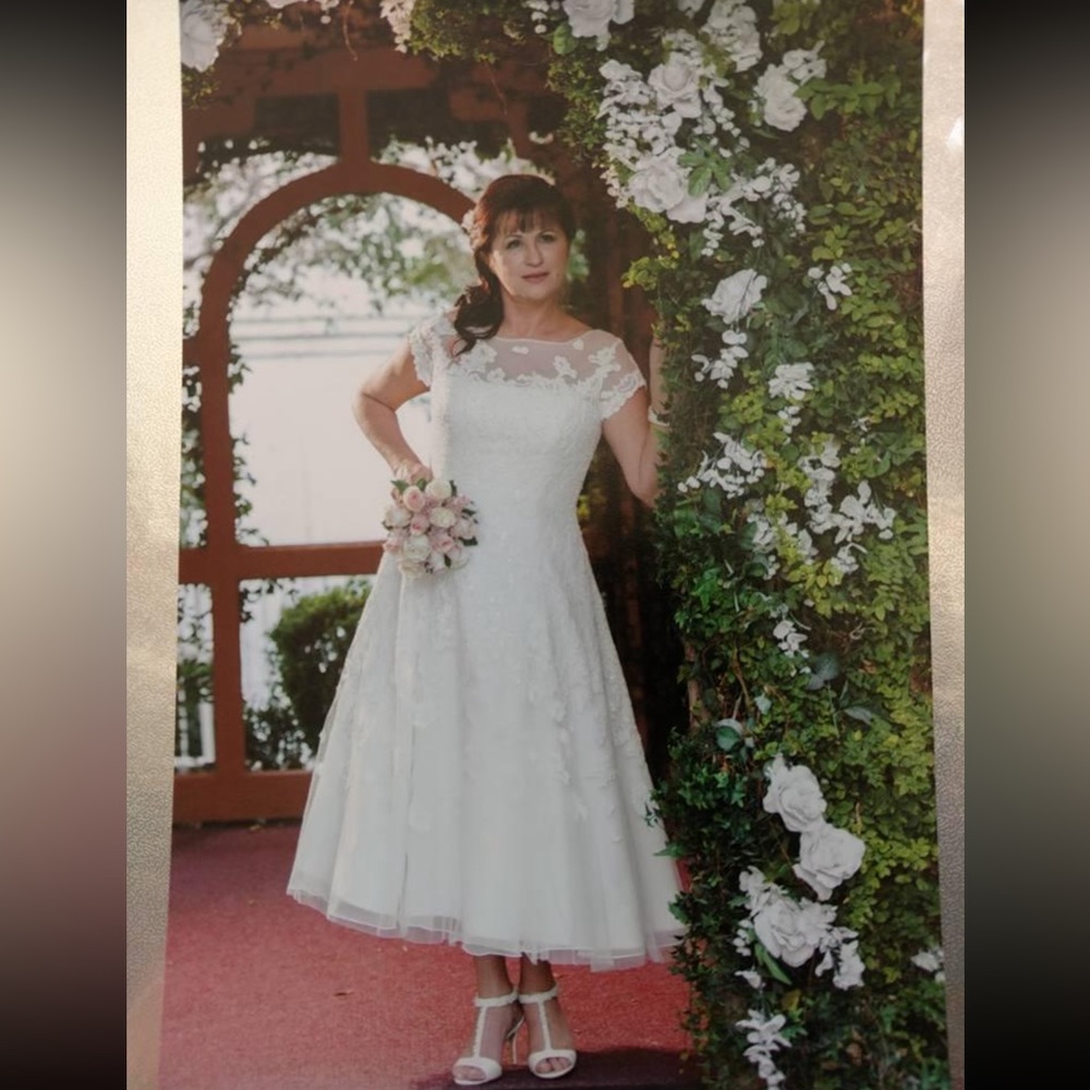 Wedding dress size 10-12